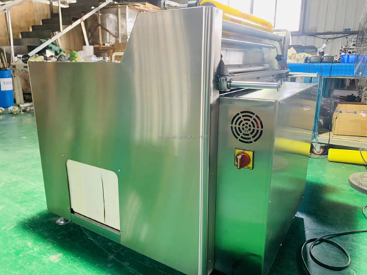 კომბოსტოს ბროკოლის მრგვალი სლათის შესაფუთი ავტომატური დანადგარი / მრგვალი ფორმის ბოსტნეულის ხილის შესაფუთი აპარატი