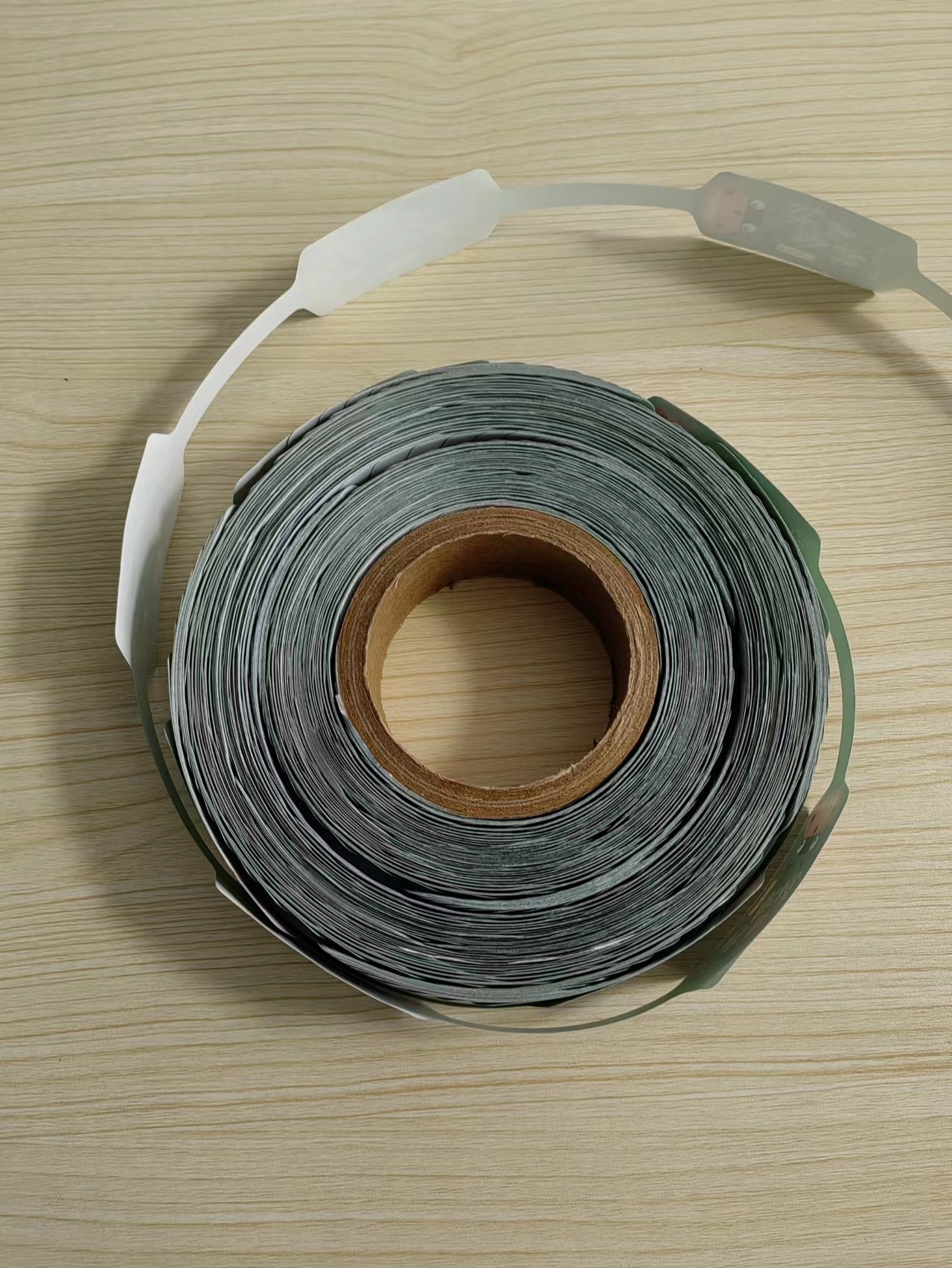 ბადისებრი ჩანთების საჭრელი და შესაფუთი მანქანა მანდარინის, ხილისა და ბოსტნეულისათვის