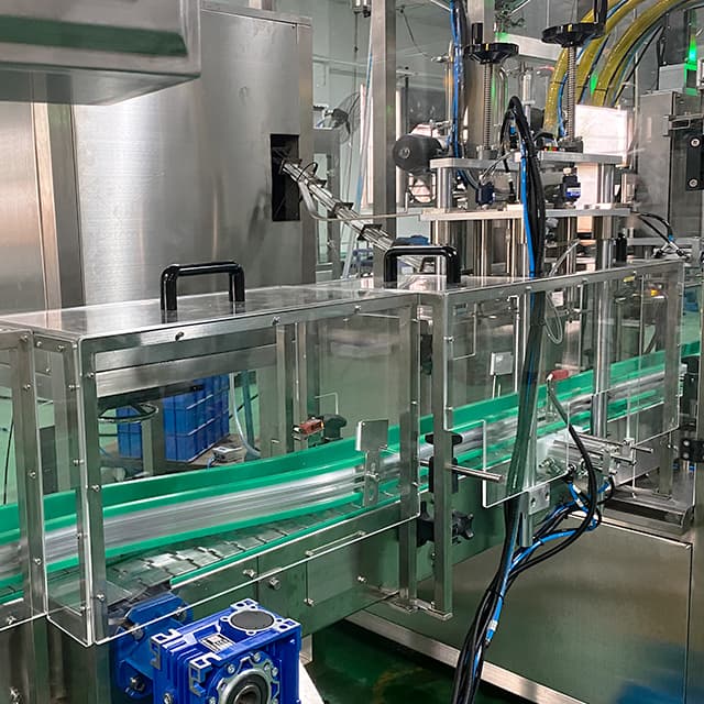 რძის დგუშიანი ავტომატური შემავსებელი და დახუფვის ხაზი GH-MK4 – 4 თავი, 500-2000 BPH