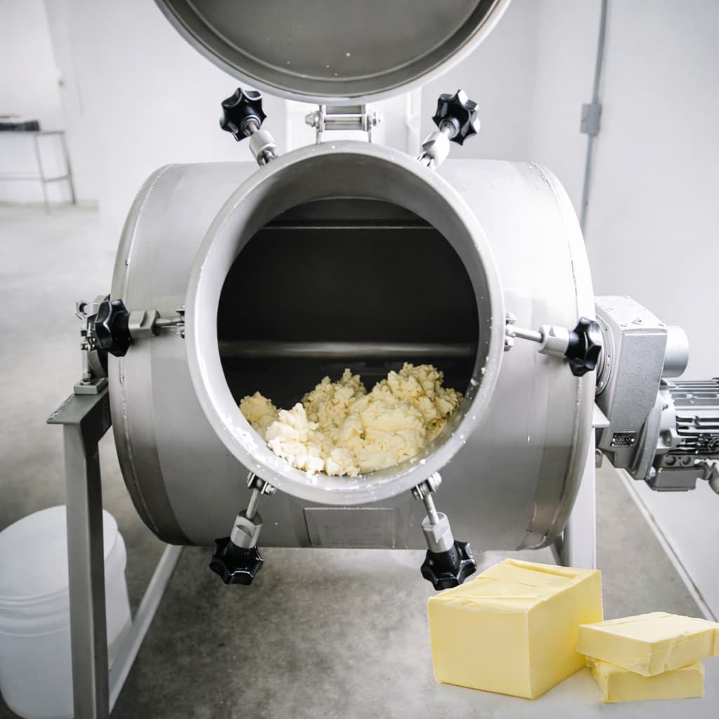 კარაქის ამოსაყვანი ავტომატური მანქანა CW-NLJ-6 — კარაქის წარმოების პროფესიონალური დანადგარი 200 ლიტრი